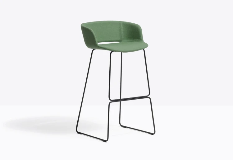hoker Babila, hoker Pedrali, hoker do kuchni, hoker do jadalni, hoker do restauracji, hoker włoski, nowoczesny design, włoski design