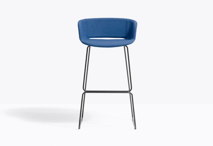 hoker Babila, hoker Pedrali, hoker do kuchni, hoker do jadalni, hoker do restauracji, hoker włoski, nowoczesny design, włoski design