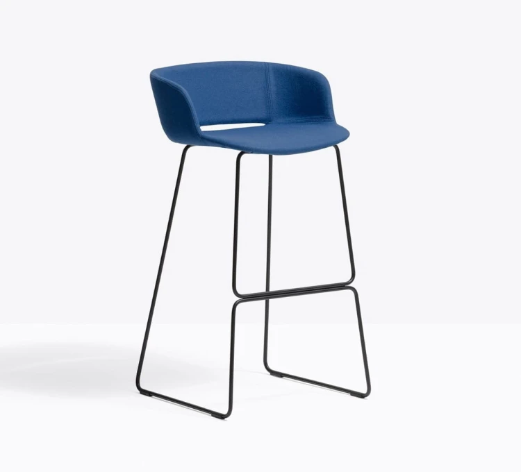 hoker Babila, hoker Pedrali, hoker do kuchni, hoker do jadalni, hoker do restauracji, hoker włoski, nowoczesny design, włoski design