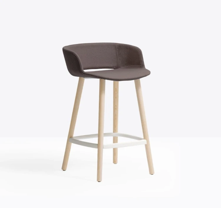hoker Babila, hoker Pedrali, hoker do kuchni, hoker do jadalni, hoker do restauracji, hoker włoski, nowoczesny design, włoski design