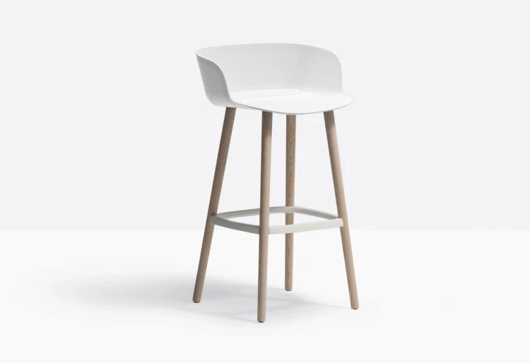 hoker Babila, hoker Pedrali, hoker do kuchni, hoker do jadalni, hoker do restauracji, hoker włoski, nowoczesny design, włoski design