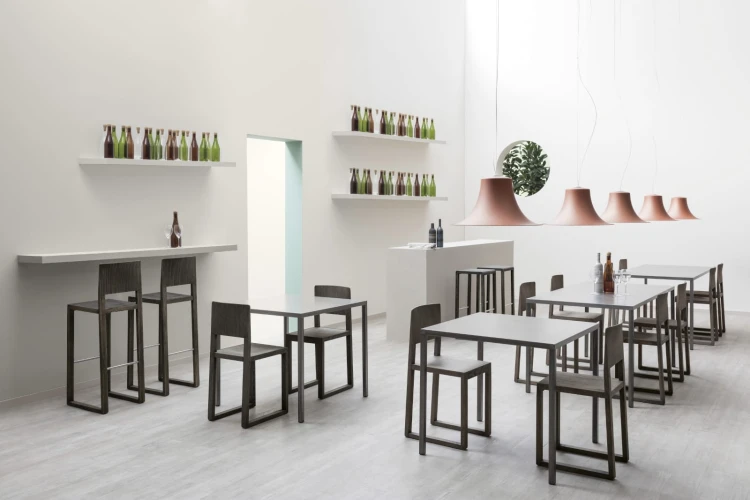 hoker Brera, hoker Pedrali, hoker dębowy, hoker drewniany, hoker do restauracji, nowoczesny design, włoski design