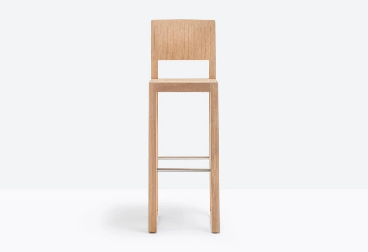 hoker Brera, hoker Pedrali, hoker dębowy, hoker drewniany, hoker do restauracji, nowoczesny design, włoski design