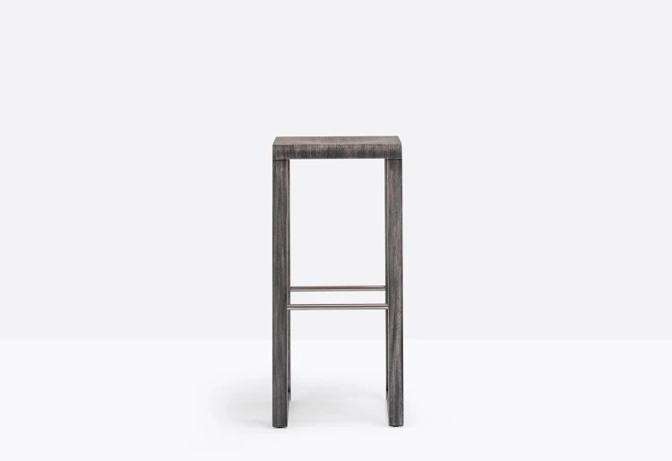 hoker Brera, hoker Pedrali, hoker dębowy, hoker drewniany, hoker do restauracji, nowoczesny design, włoski design