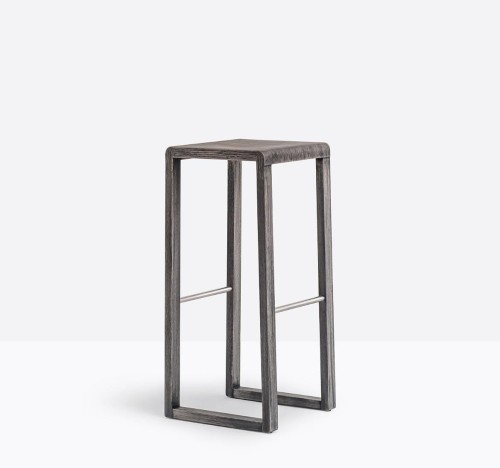 hoker Brera, hoker Pedrali, hoker dębowy, hoker drewniany, hoker do restauracji, nowoczesny design, włoski design