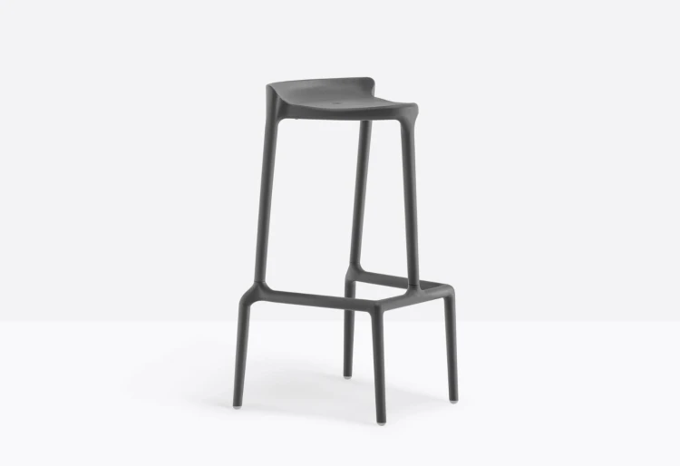 hoker Happy, hoker Pedrali, hoker z tworzywa, hoker na taras, hoker do kuchni, hoker do restauracji, nowoczesny hoker, nowoczesny design, włoski design
