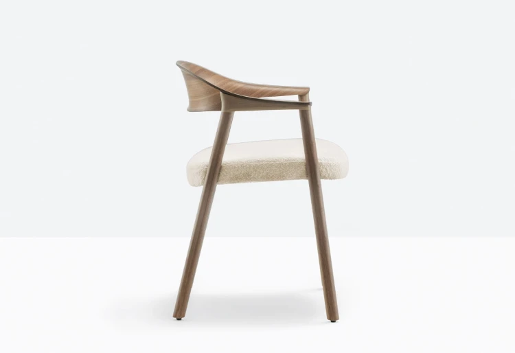 krzesło Hera, krzesło Pedrali, krzesło drewniane, krzesło boho, krzesło do jadalni, krzesło do salonu, krzesło retro, włoski design, nowoczesny design