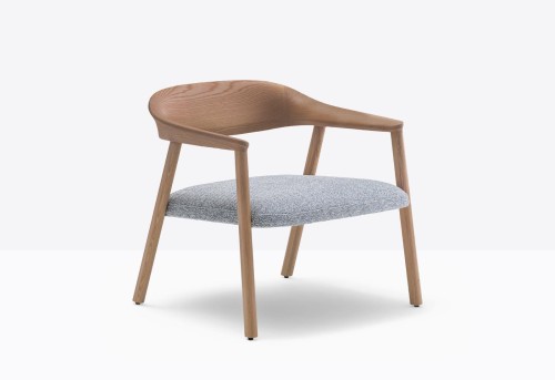 fotel Hera, fotel Pedrali, fotel drewniany, fotel boho, fotel do salonu, fotel retro, włoski design, nowoczesny design
