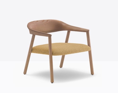 fotel Hera, fotel Pedrali, fotel drewniany, fotel boho, fotel do salonu, fotel retro, włoski design, nowoczesny design