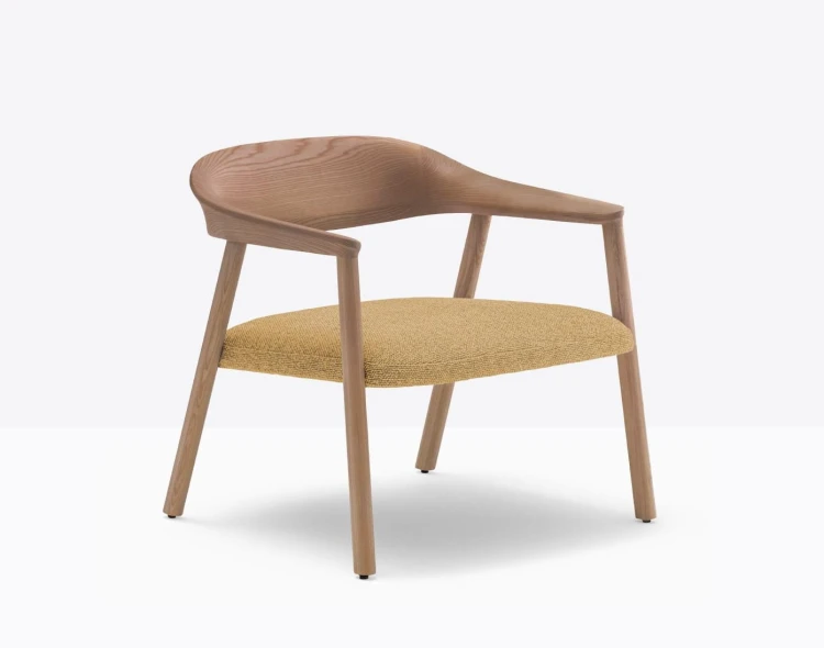 fotel Hera, fotel Pedrali, fotel drewniany, fotel boho, fotel do salonu, fotel retro, włoski design, nowoczesny design