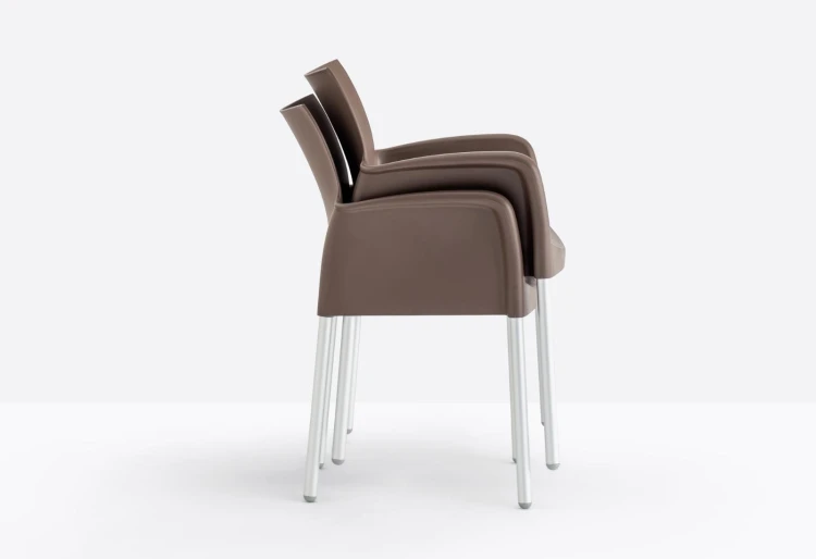 krzesło Ice, krzesło Pedrali, krzesło z tworzywa, krzesło do salonu, krzesło do jadalni, krzesło do kuchni, włoski producent, nowoczesny design, włoski design