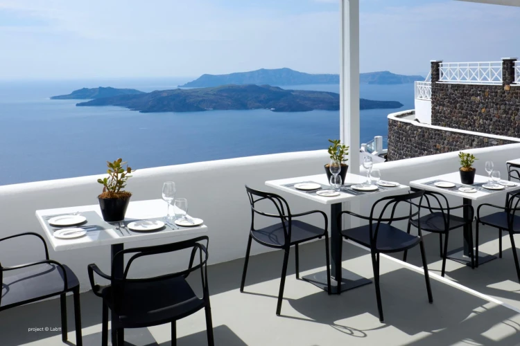 krzesło Intrigo, krzesło Pedrali, krzesło włoskie, krzesło outdoorowe, krzesło do jadalni, krzesło do restauracji, krzesło do kawiarni, nowoczesny design, włoski design
