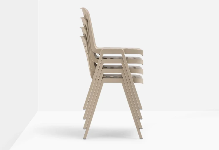 krzesło Koi-Booki, krzesło Pedrali, krzesło outdoorowe, krzesło do restauracji, krzesło na taras, krzesło do jadalni, krzesło nowoczesne, nowoczesny design, włoski design
