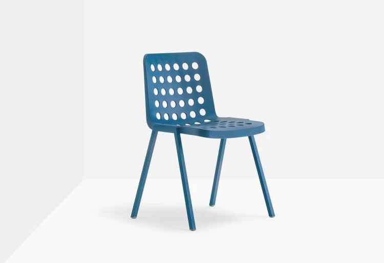 krzesło Koi-Booki, krzesło Pedrali, krzesło outdoorowe, krzesło do restauracji, krzesło na taras, krzesło do jadalni, krzesło nowoczesne, nowoczesny design, włoski design