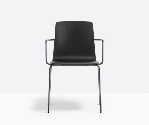 krzesło Inga, krzesło Pedrali, krzesło stalowe, krzesło drewniane, krzesło do jadalni, krzesło do kuchni, nowoczesny design, włoski design