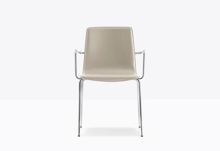 krzesło Inga, krzesło Pedrali, krzesło stalowe, krzesło skórzane, krzesło do jadalni, krzesło do kuchni, nowoczesny design, włoski design