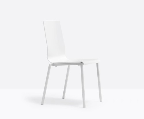 krzesło Kuadra, krzesło Pedrali, krzesło stalowe, krzesło z tworzywa, krzesło do jadalni, krzesło do kawiarni, krzesło do restauracji, nowoczesny design, włoski design