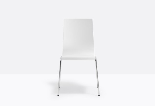 krzesło Kuadra, krzesło Pedrali, krzesło stalowe, krzesło z tworzywa, krzesło do jadalni, krzesło do kawiarni, krzesło do restauracji, nowoczesny design, włoski design