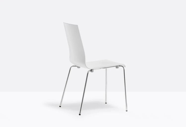 krzesło Kuadra, krzesło Pedrali, krzesło stalowe, krzesło z tworzywa, krzesło do jadalni, krzesło do kawiarni, krzesło do restauracji, nowoczesny design, włoski design