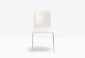 krzesło Kuadra, krzesło Pedrali, krzesło stalowe, krzesło skórzane, krzesło do jadalni, krzesło do kawiarni, krzesło do restauracji, nowoczesny design, włoski design