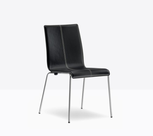 krzesło Kuadra, krzesło Pedrali, krzesło stalowe, krzesło skórzane, krzesło do jadalni, krzesło do kawiarni, krzesło do restauracji, nowoczesny design, włoski design