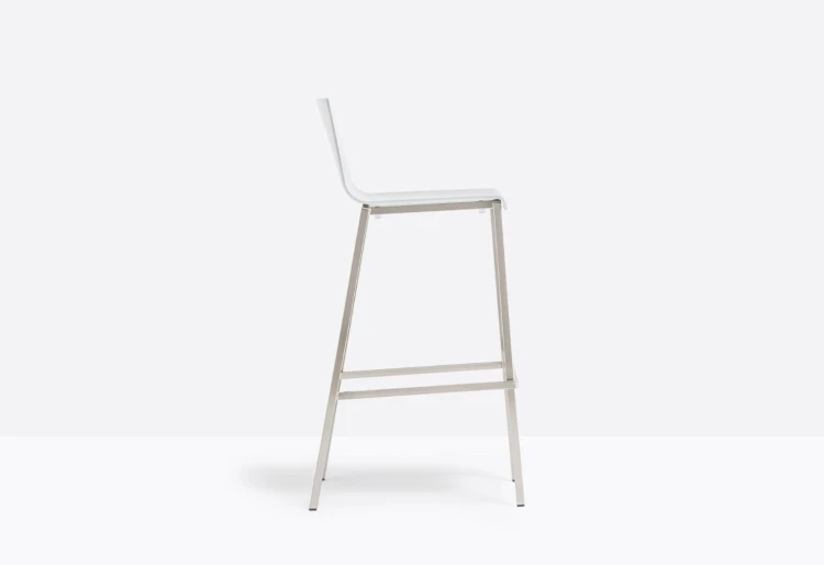 hoker Kuadra, hoker Pedrali, hoker stalowy, hoker z tworzywa, hoker do jadalni, hoker do kawiarni, hoker do restauracji, nowoczesny design, włoski design