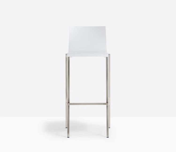 hoker Kuadra, hoker Pedrali, hoker stalowy, hoker z tworzywa, hoker do jadalni, hoker do kawiarni, hoker do restauracji, nowoczesny design, włoski design