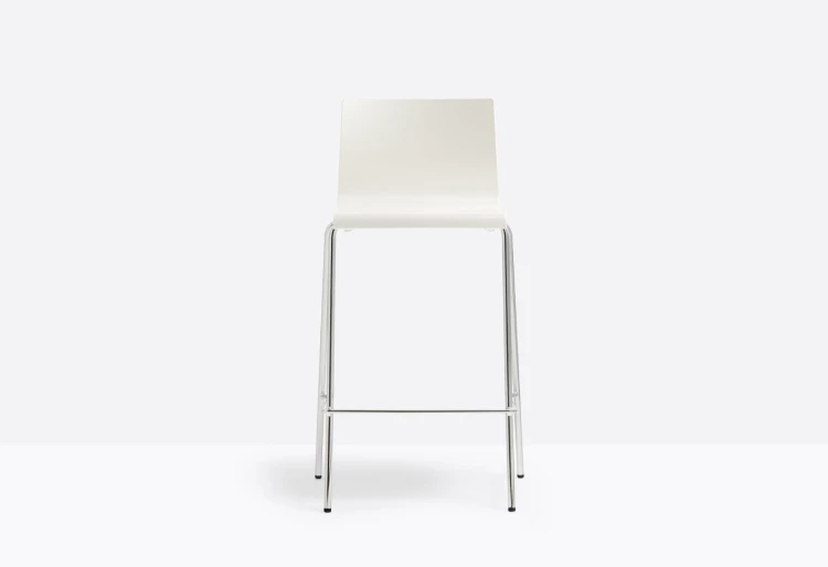 hoker Kuadra, hoker Pedrali, hoker stalowy, hoker z tworzywa, hoker do jadalni, hoker do kawiarni, hoker do restauracji, nowoczesny design, włoski design