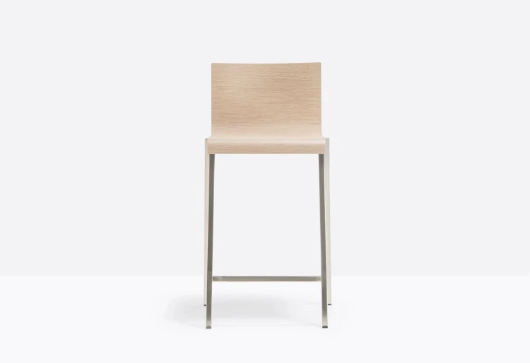 hoker Kuadra, hoker Pedrali, hoker stalowy, hoker drewniany, hoker do jadalni, hoker do kawiarni, hoker do restauracji, nowoczesny design, włoski design
