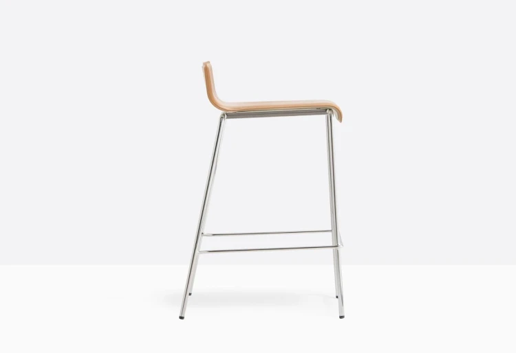 hoker Kuadra, hoker Pedrali, hoker stalowy, hoker skóra, hoker do jadalni, hoker do kawiarni, hoker do restauracji, nowoczesny design, włoski design