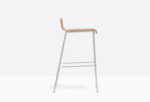 hoker Kuadra, hoker Pedrali, hoker stalowy, hoker skóra, hoker do jadalni, hoker do kawiarni, hoker do restauracji, nowoczesny design, włoski design