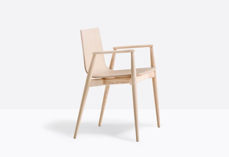 krzesło Malmo, krzesło Pedrali, krzesło drewniane, krzesło do jadalni, krzesło do kuchni, krzesło do restauracji, nowoczesny design, włoski design