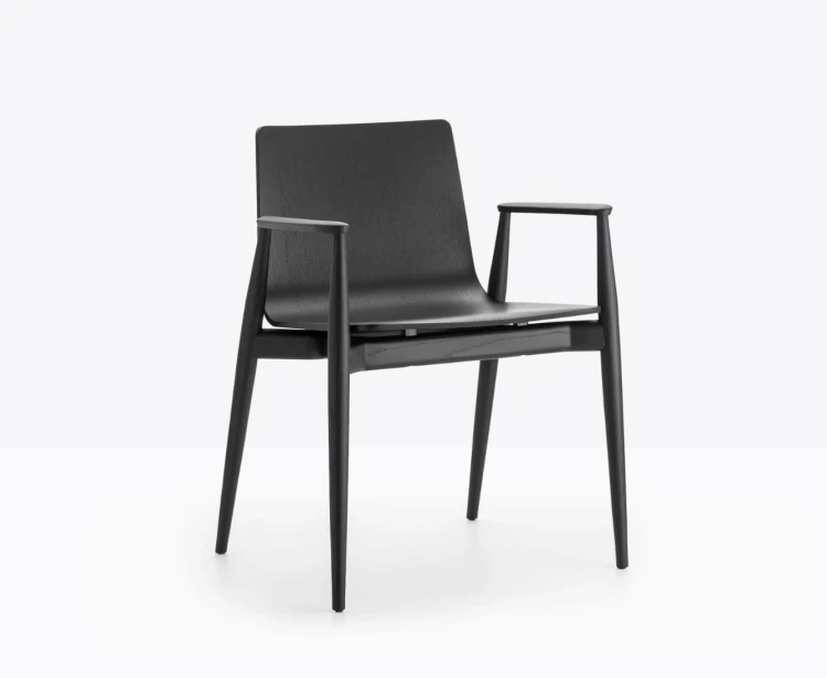 krzesło Malmo, krzesło Pedrali, krzesło drewniane, krzesło do jadalni, krzesło do kuchni, krzesło do restauracji, nowoczesny design, włoski design
