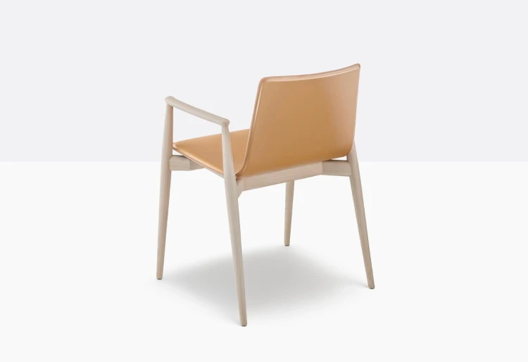 krzesło Malmo, krzesło Pedrali, krzesło drewniane, krzesło do jadalni, krzesło do kuchni, krzesło do restauracji, nowoczesny design, włoski design