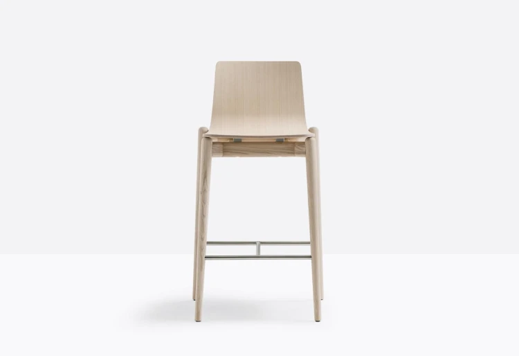 hoker Malmo, hoker Pedrali, hoker drewniany, włoski hoker, hoker do jadalni, hoker do kuchni, hoker do restauracji, nowoczesny design, włoski design