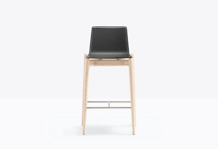 hoker Malmo, hoker Pedrali, hoker drewniany, włoski hoker, hoker do jadalni, hoker do kuchni, hoker do restauracji, nowoczesny design, włoski design