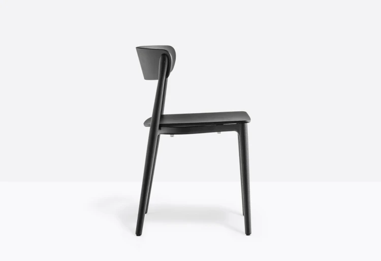 krzesło Nemea, krzesło Pedrali, krzesło drewniane, krzesło jesionowe, krzesło do jadalni, krzesło do kuchni, krzesło styl skandynawski, włoski design, nowoczesny design