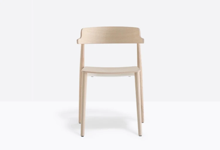 krzesło Nemea, krzesło Pedrali, krzesło drewniane, krzesło jesionowe, krzesło do jadalni, krzesło do kuchni, krzesło styl skandynawski, włoski design, nowoczesny design