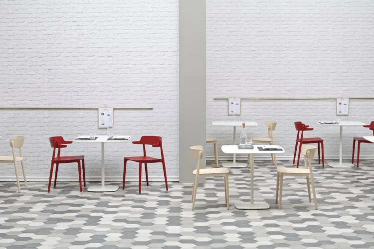 krzesło Nemea, krzesło Pedrali, krzesło drewniane, krzesło jesionowe, krzesło do jadalni, krzesło do kuchni, krzesło styl skandynawski, włoski design, nowoczesny design