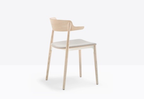 krzesło Nemea, krzesło Pedrali, krzesło drewniane, krzesło jesionowe, krzesło do jadalni, krzesło do kuchni, krzesło styl skandynawski, włoski design, nowoczesny design