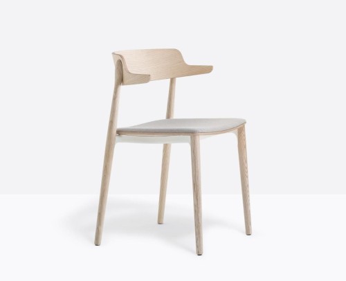 krzesło Nemea, krzesło Pedrali, krzesło drewniane, krzesło jesionowe, krzesło do jadalni, krzesło do kuchni, krzesło styl skandynawski, włoski design, nowoczesny design