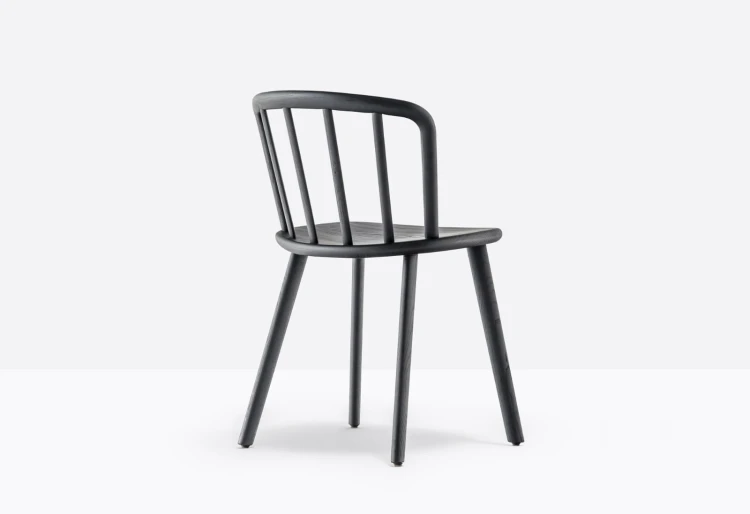 krzesło Nym, krzesło Pedrali, krzesło drewniane, krzesło do jadalni, krzesło do kuchni, krzesło jesionowe, włoski design, minimalistyczne krzesło, nowoczesny design