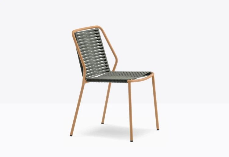 krzesło Philia, krzesło Pedrali, krzesło outdoorowe, krzesło na taras, krzesło ogrodowe, krzesło do restauracji, krzesło plecione, nowoczesny design, włoski design