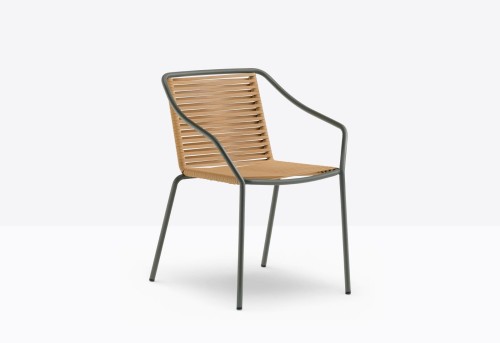 krzesło Philia, krzesło Pedrali, krzesło outdoorowe, krzesło na taras, krzesło ogrodowe, krzesło do restauracji, krzesło plecione, nowoczesny design, włoski design