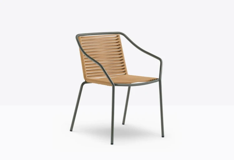 krzesło Philia, krzesło Pedrali, krzesło outdoorowe, krzesło na taras, krzesło ogrodowe, krzesło do restauracji, krzesło plecione, nowoczesny design, włoski design