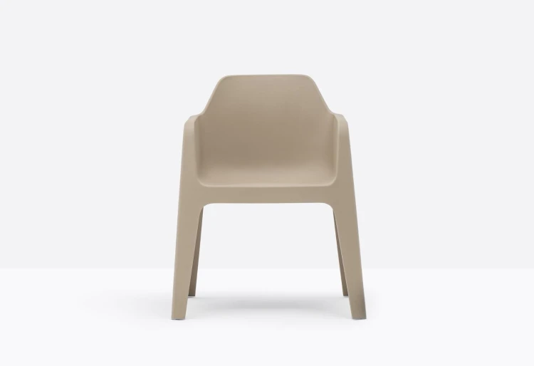 krzesło Plus, krzesło Pedrali, krzesło outdoorowe, krzesło na taras, krzesło z tworzywa, krzesło do ogrodu, krzesło do restauracji, nowoczesny design, włoski design