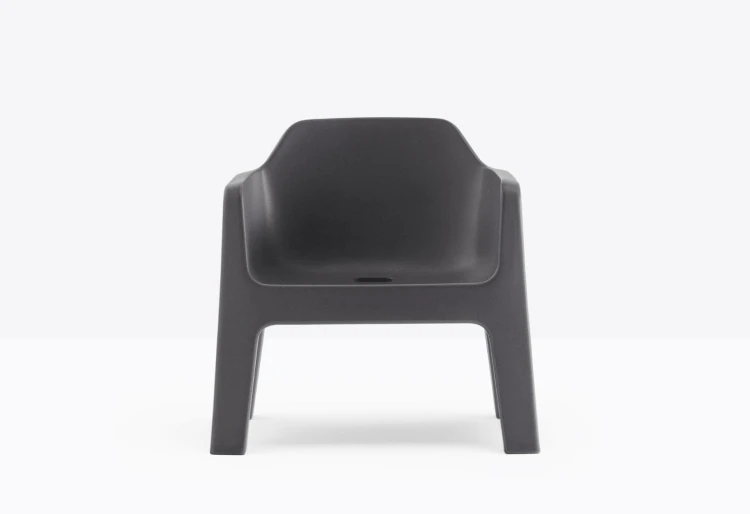 krzesło Plus, krzesło Pedrali, krzesło outdoorowe, krzesło na taras, krzesło z tworzywa, krzesło do ogrodu, krzesło do restauracji, nowoczesny design, włoski design