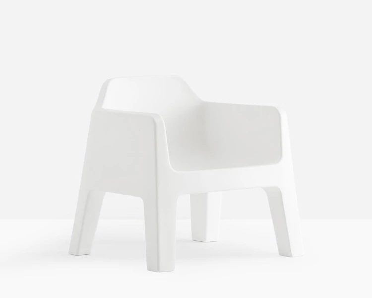 krzesło Plus, krzesło Pedrali, krzesło outdoorowe, krzesło na taras, krzesło z tworzywa, krzesło do ogrodu, krzesło do restauracji, nowoczesny design, włoski design