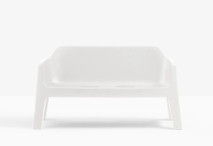 sofa Pedrali, sofa Plus, sofa z tworzywa, sofa do ogrodu, sofa na taras, nowoczesny design, włoski design, stylowa sofa