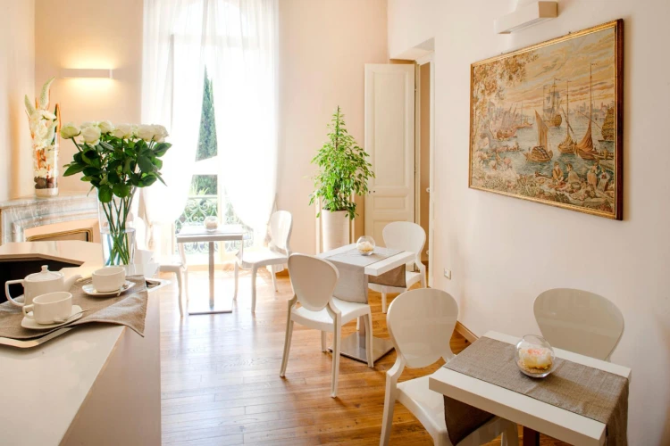 krzesło Queen, krzesło Pedrali, krzesło z tworzywa, krzesło do jadalni, krzesło do restauracji, krzesło outdoorowe, krzesło nowoczesne, krzesło glamour, nowoczesny design, włoski design